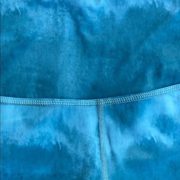 Beyond Yoga ombré tie dye leggings - Picture 3 of 5